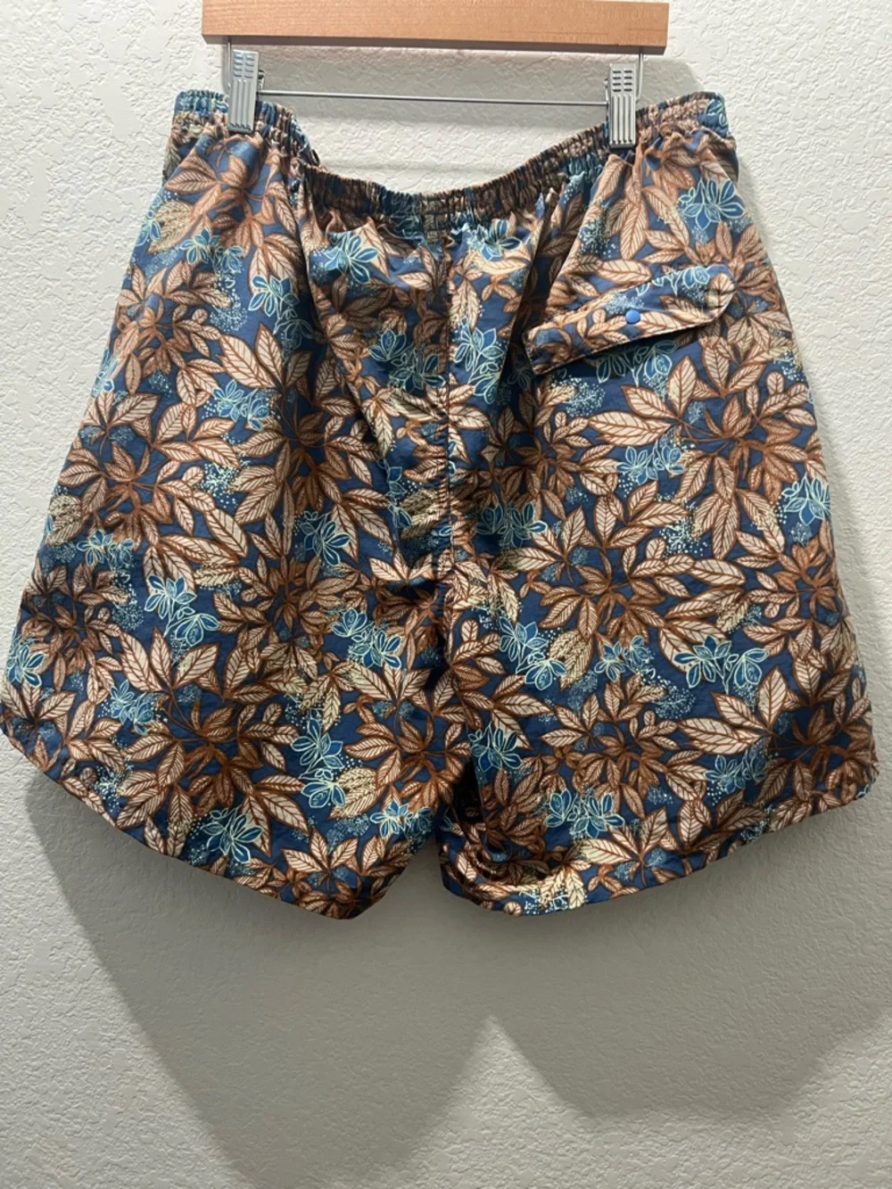 Patagonia Tropical Leaf Print Swim Shorts Men’s Large Baggies Outdoor
